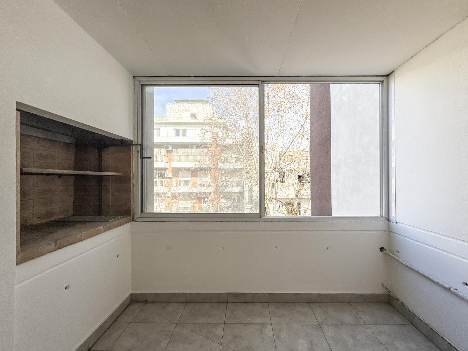 2-room apartment for sale with a covered parking space