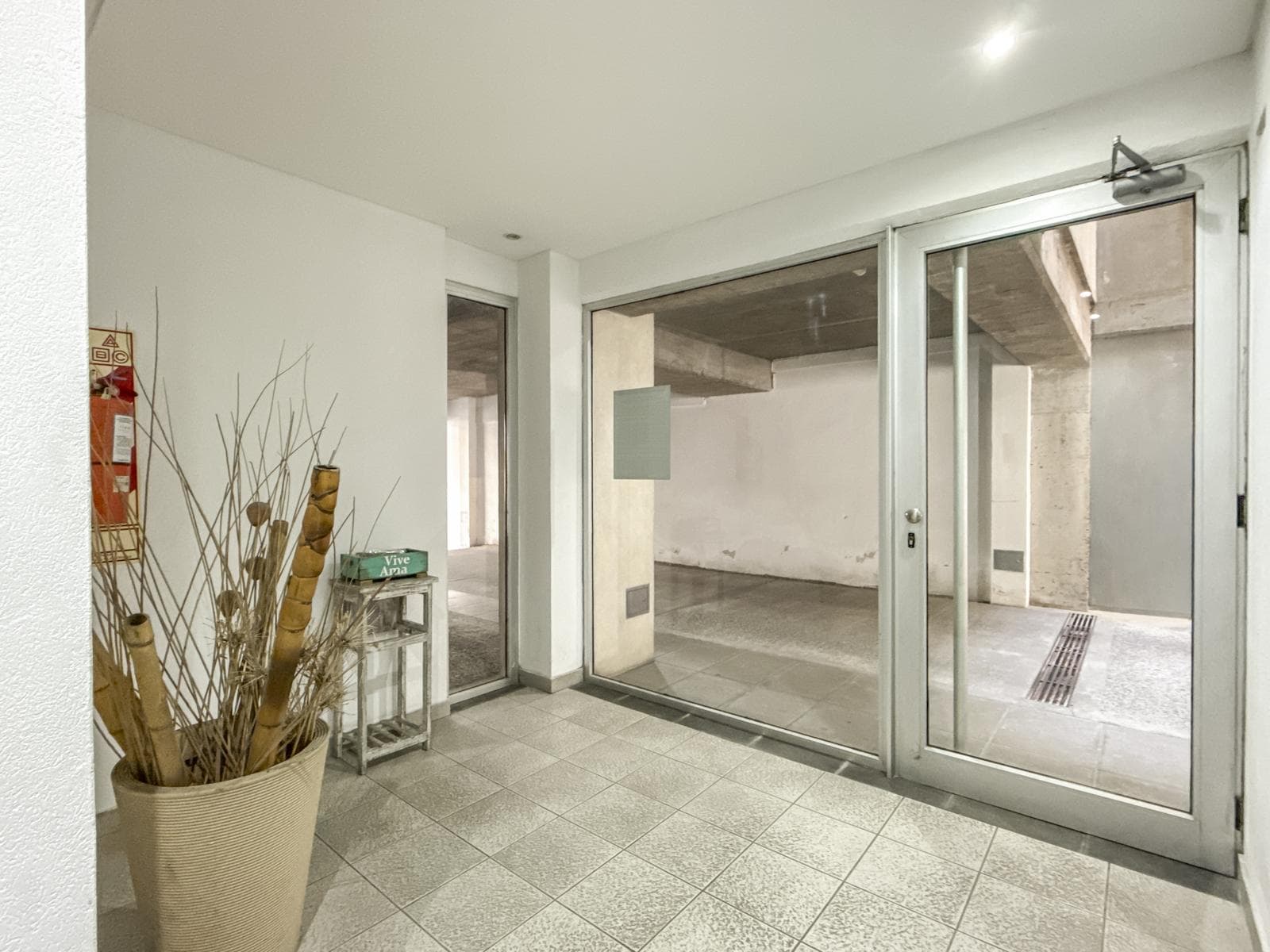 2-room apartment for sale with a covered parking space