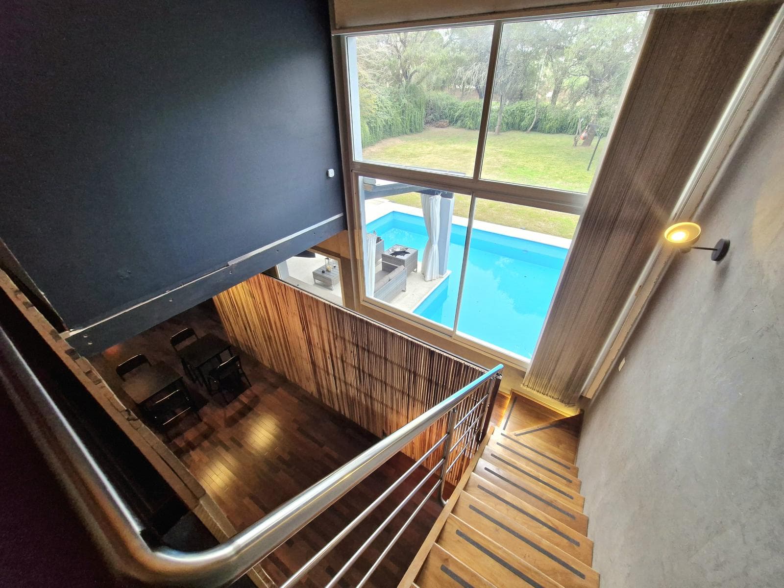 LOMAS DE LA CAROLINA - HOUSE FOR SALE - 391 M2 INDOOR AREA / 1,500 TERR