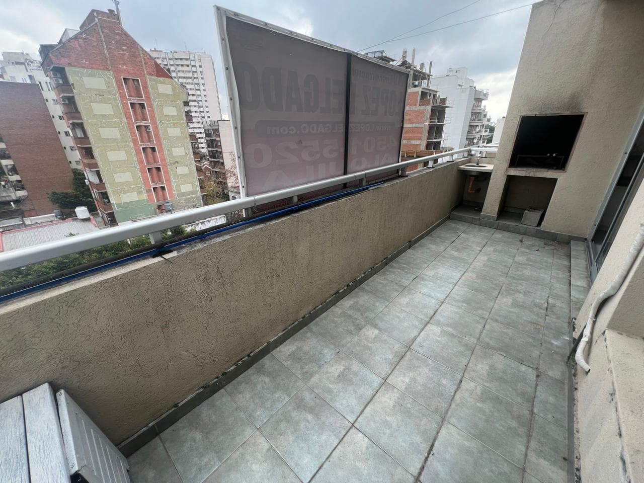 2-Bedroom Apartment with a Balcony in Villa del Parque