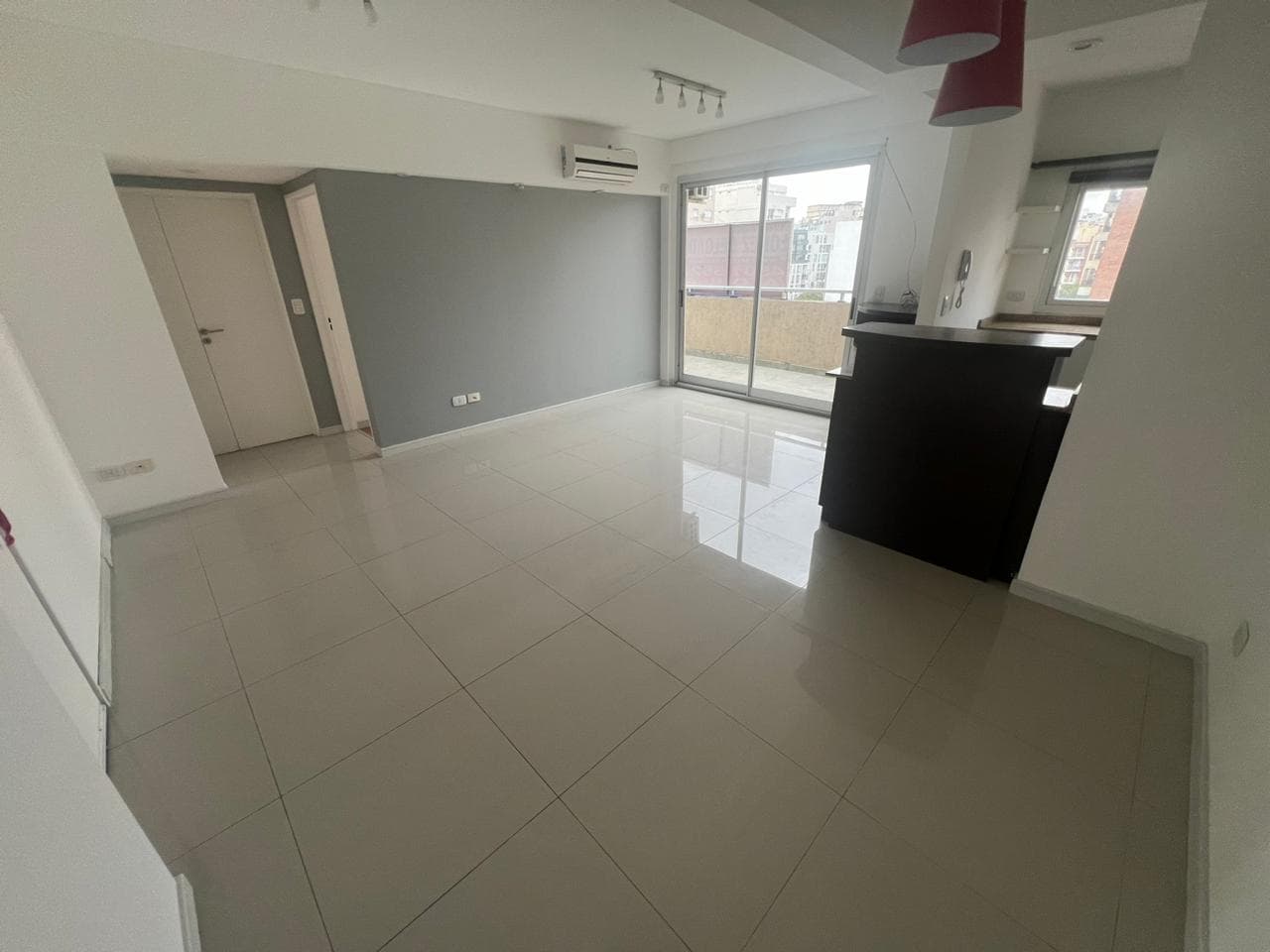 2-Bedroom Apartment with a Balcony in Villa del Parque