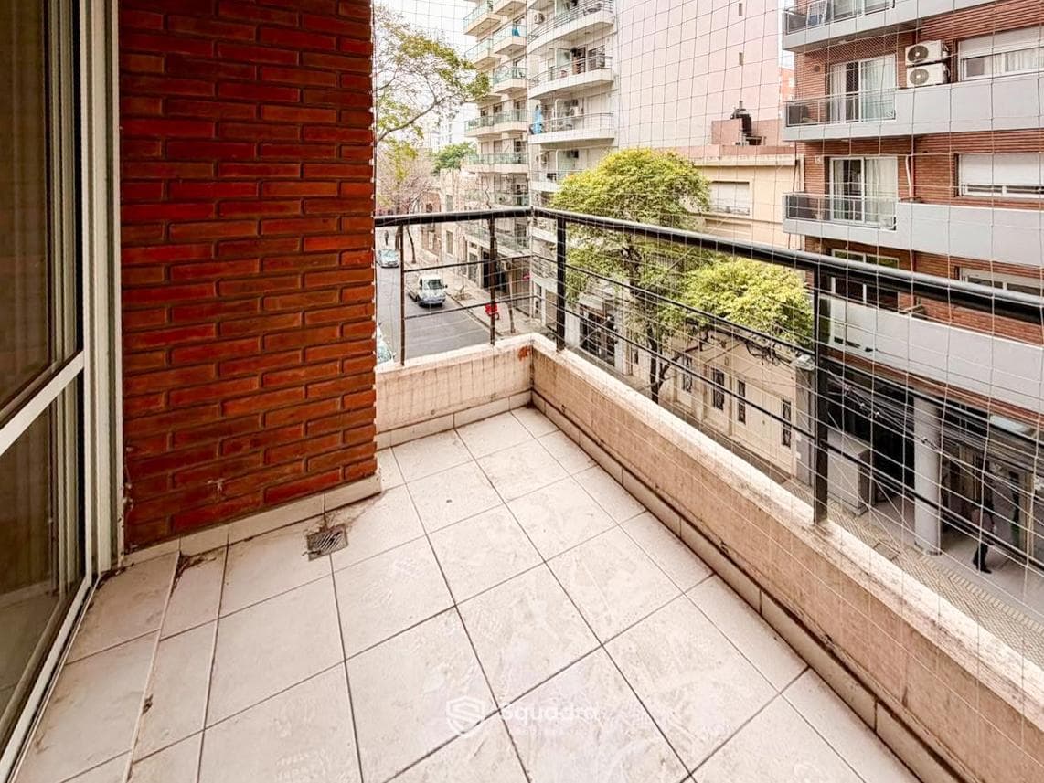 FOR RENT - 1-bedroom apartment with a balcony - Downtown, Rosario.