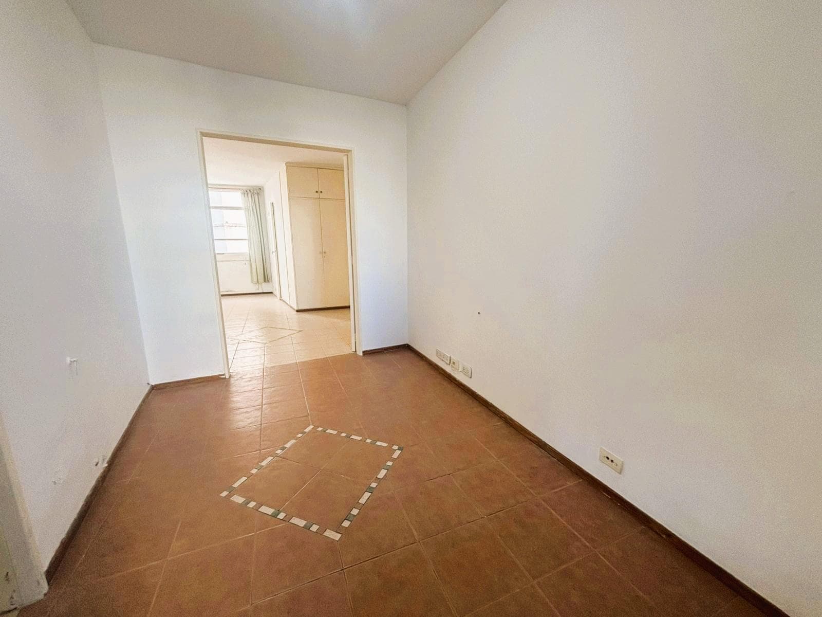 1-Bedroom Apartment for Sale in the Martin Neighborhood