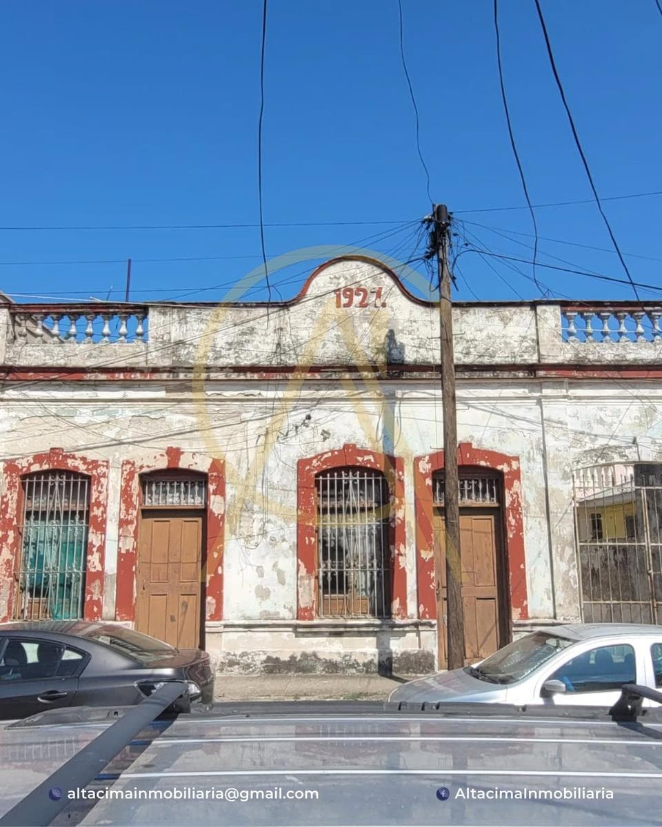 Lot in Downtown Tampico