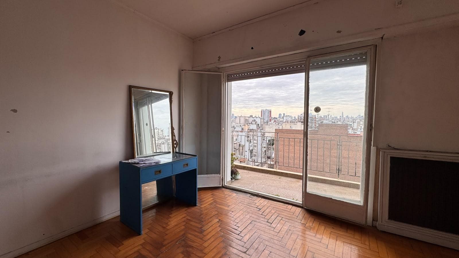 4-room apartment in Balvanera in need of renovation