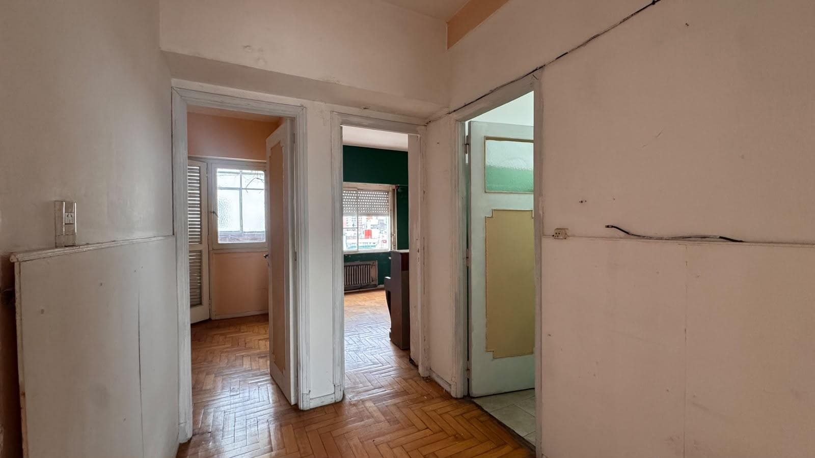 4-room apartment in Balvanera in need of renovation