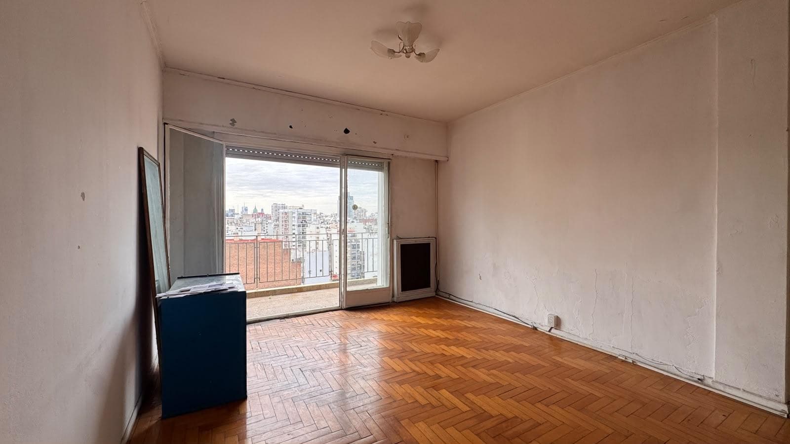 4-room apartment in Balvanera in need of renovation