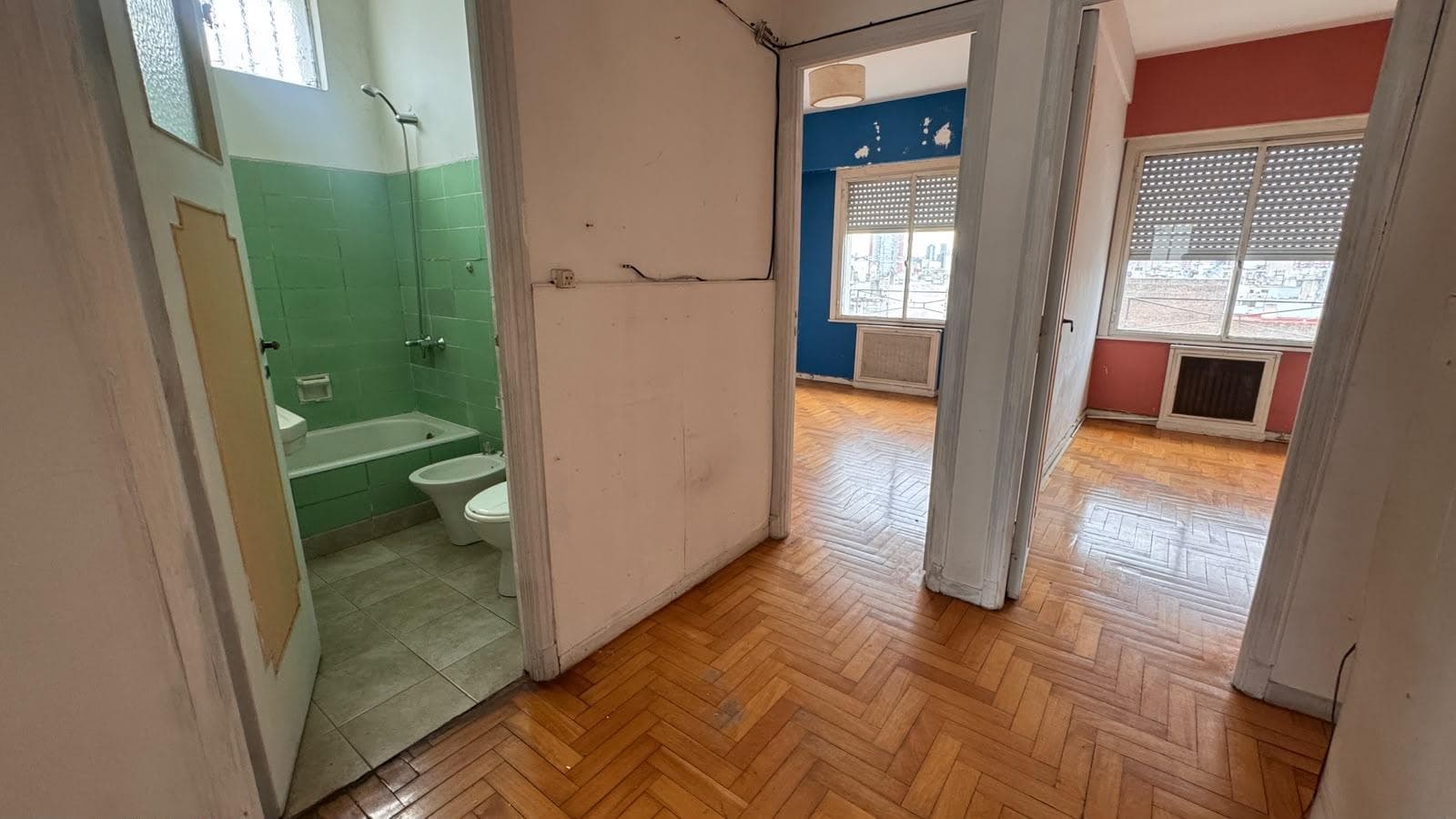 4-room apartment in Balvanera in need of renovation