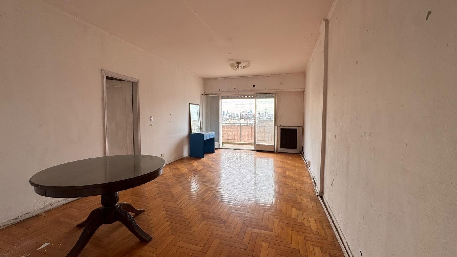 4-room apartment in Balvanera in need of renovation