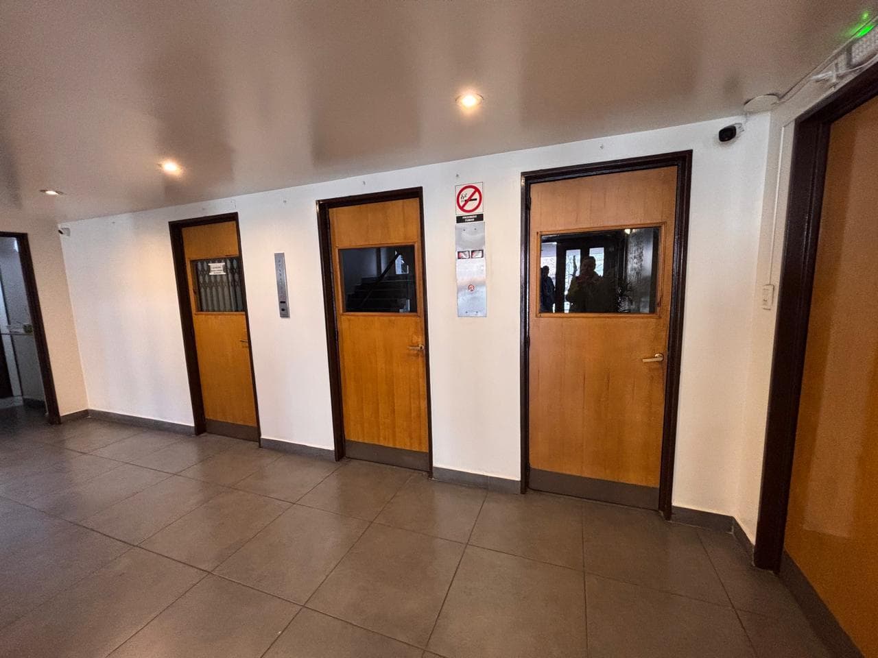 1-Bedroom Apartment - Excellent Central Location