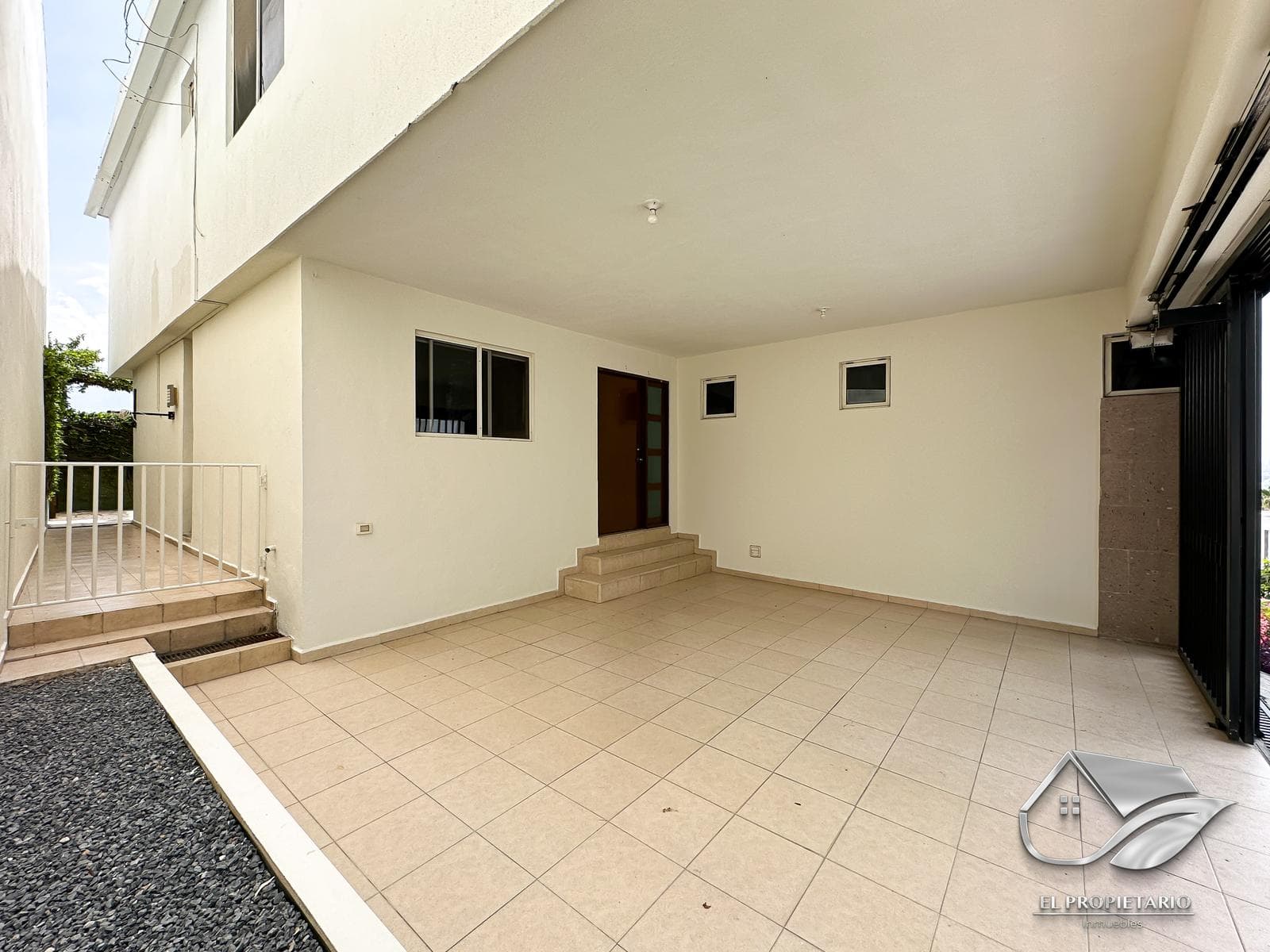 House for RENT // Zoan, South of Monterrey - Lomas del Vergel Neighborhood