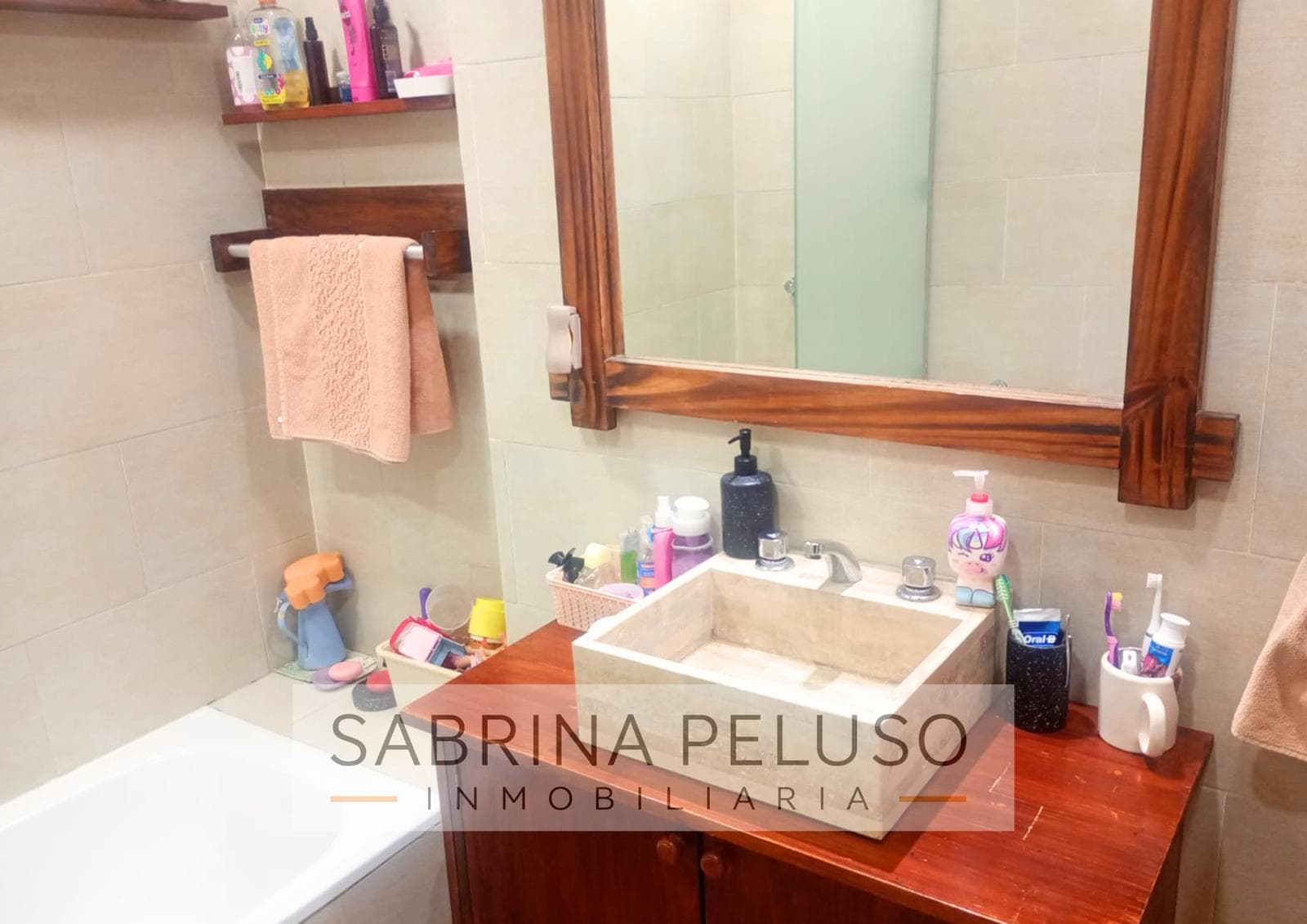 FOR RENT: 3-Bedroom House with Garage - Francisco Álvarez-Moreno