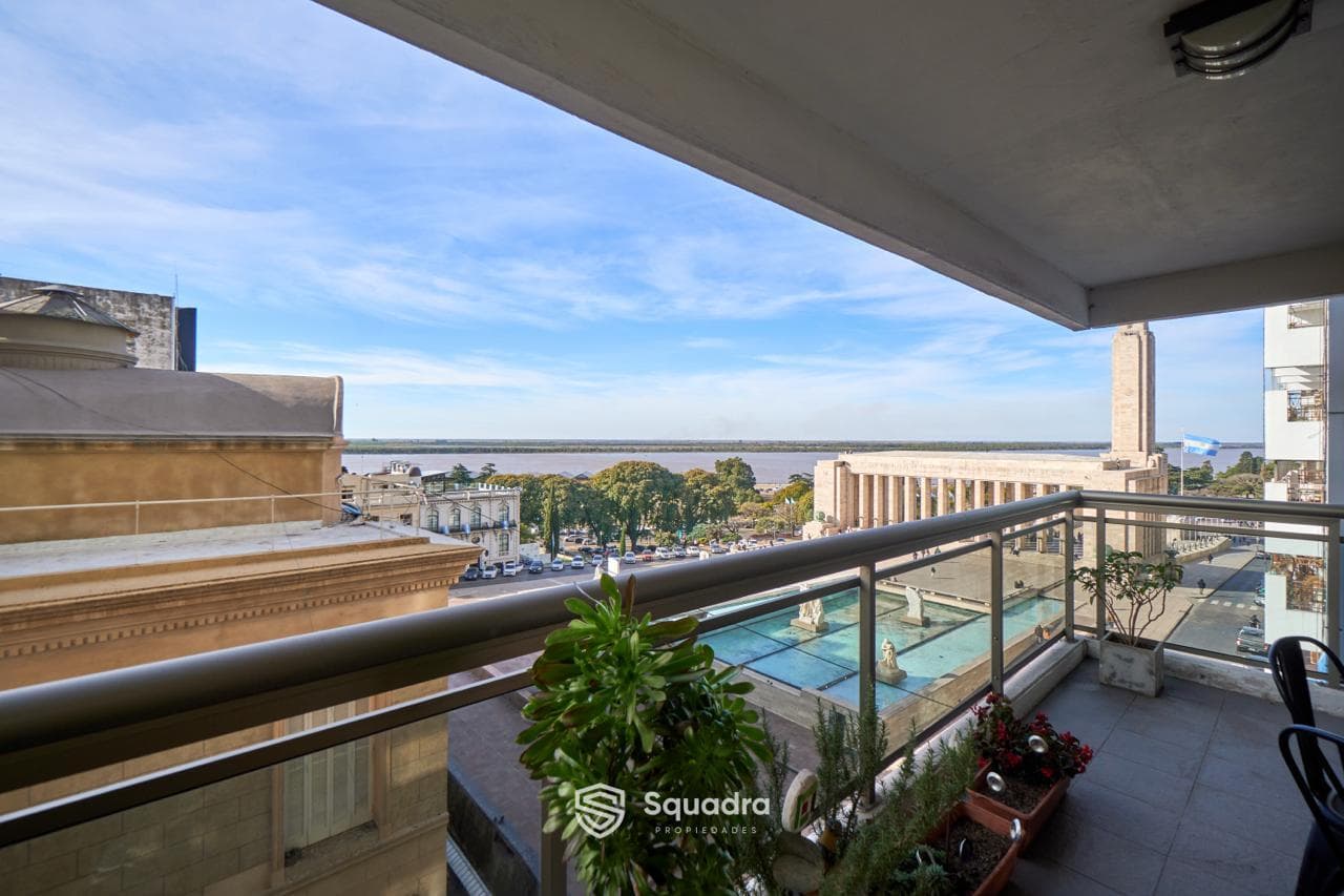 FOR SALE | TRADE-IN - 3-bedroom apartment with garage and 2 storage units - Martin. QUALIFIES FOR MORTGAGE.