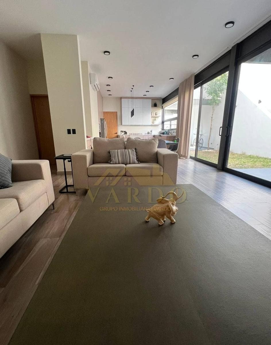 House for sale. Bosques de San Pedro neighborhood, Santiago, Nuevo León