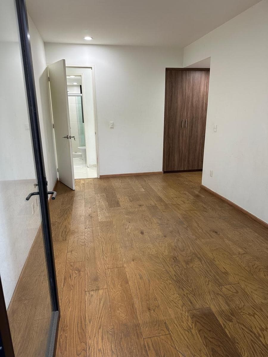 Apartment for Sale in Narvarte Oriente with Fingerprint Access