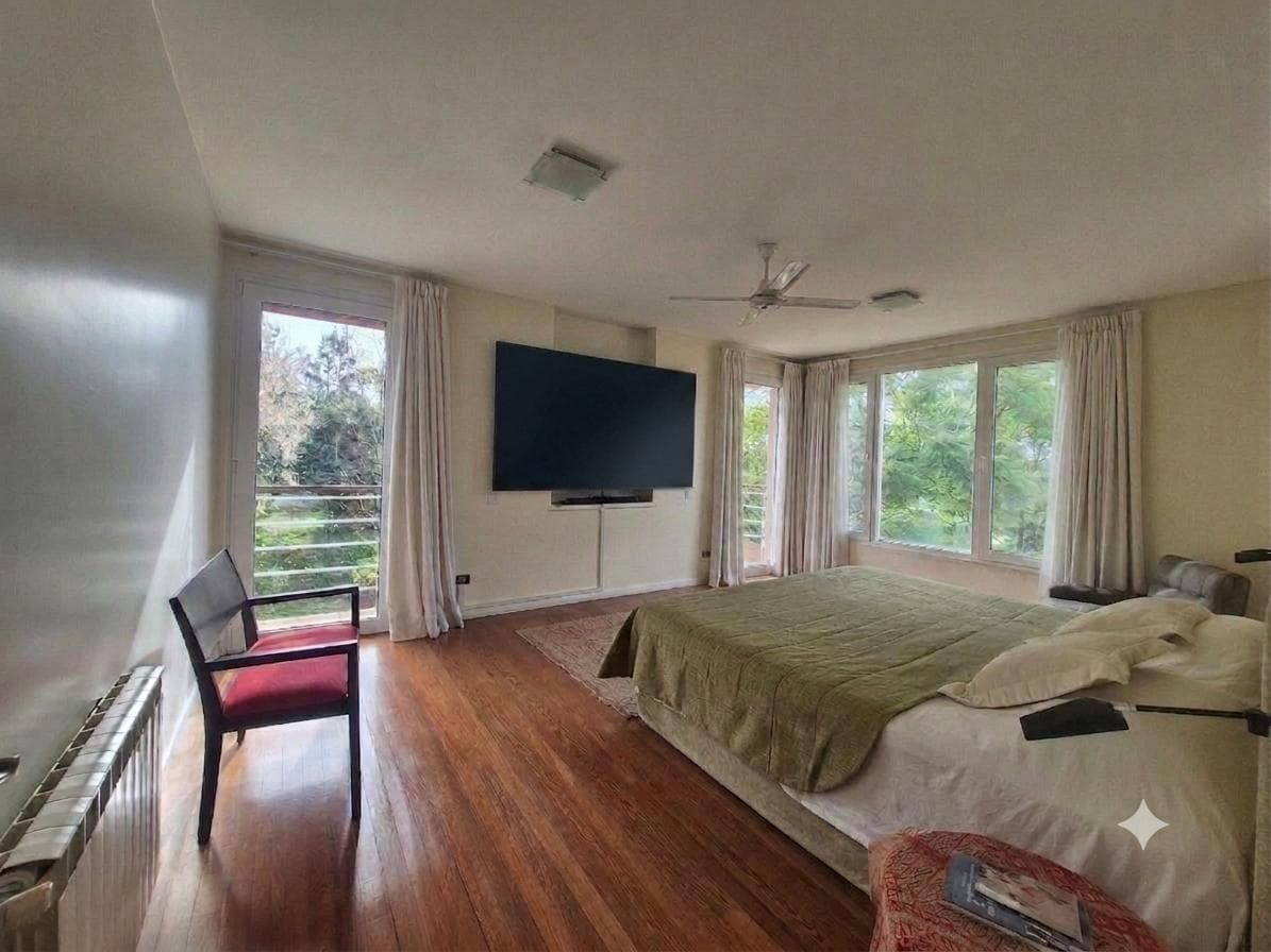 House for Sale in Abril Country Club on a Triple Lot