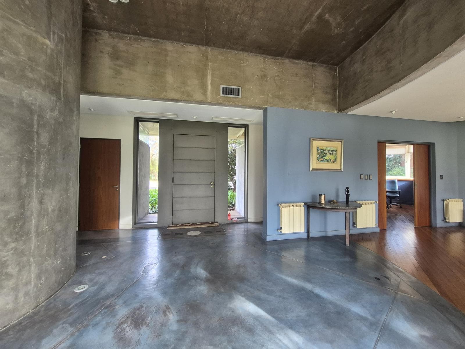 House for Sale in Abril Country Club on a Triple Lot