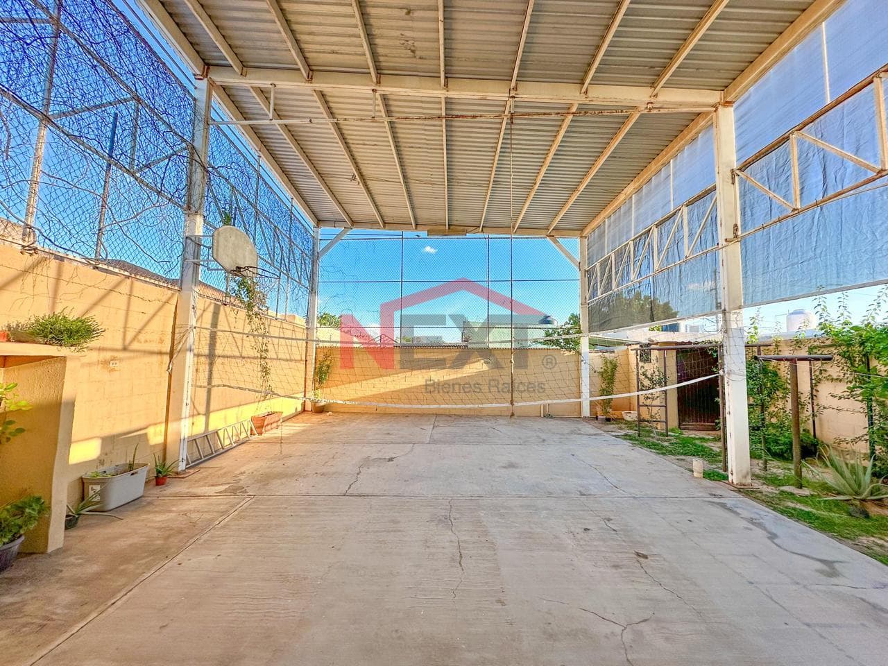 HOUSE FOR SALE IN THE NORTH IN CERRADA DE LA CAPILLA