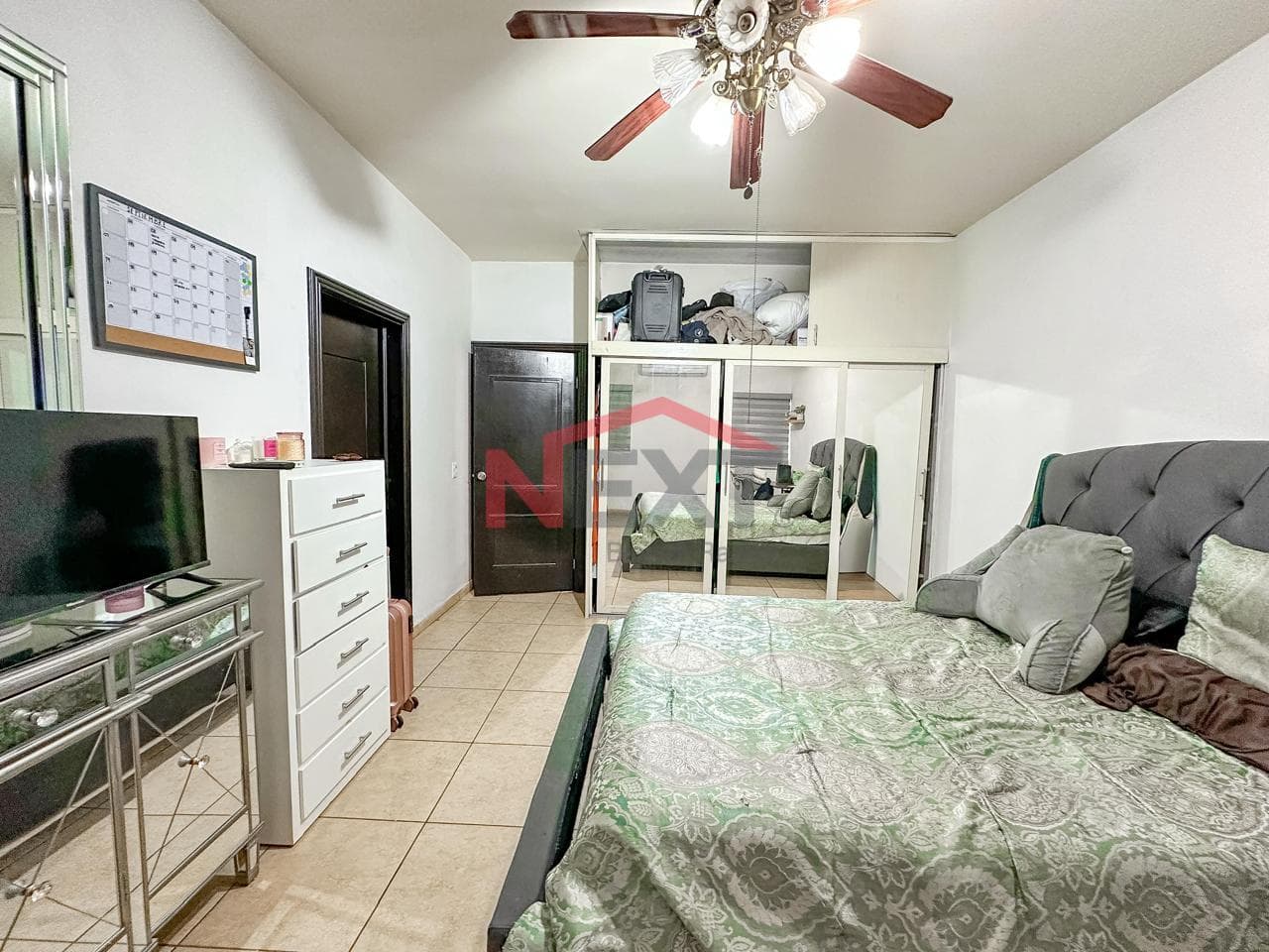 HOUSE FOR SALE IN THE NORTH IN CERRADA DE LA CAPILLA