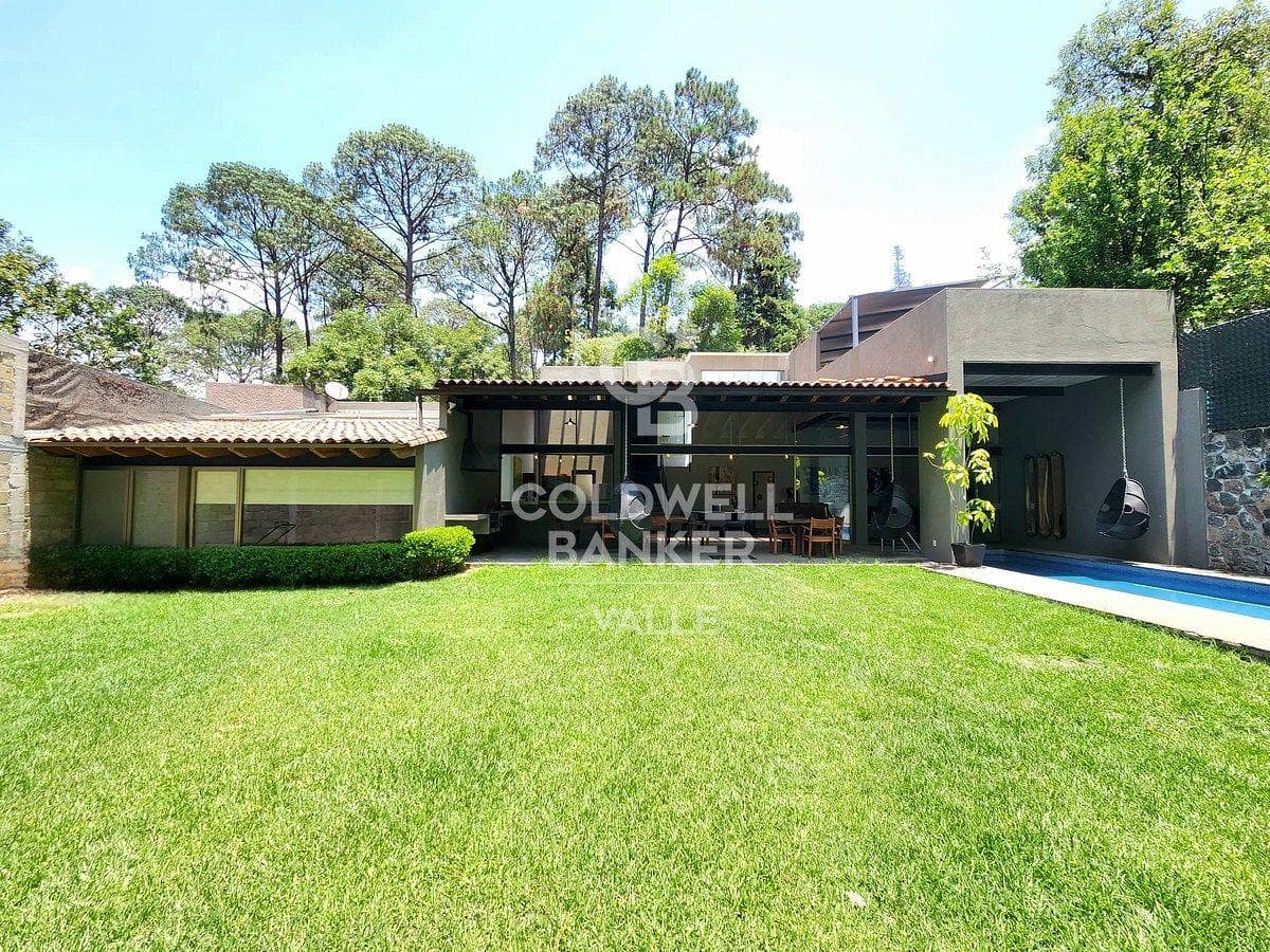 HOUSE FOR RENT IN AVÁNDARO
