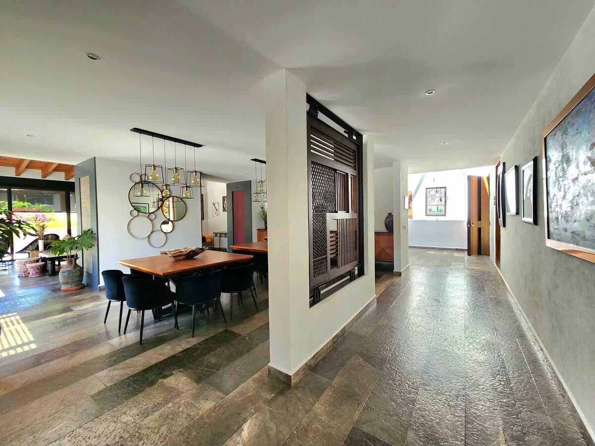 HOUSE FOR SALE, AVANDARO, VALLE DE BRAVO