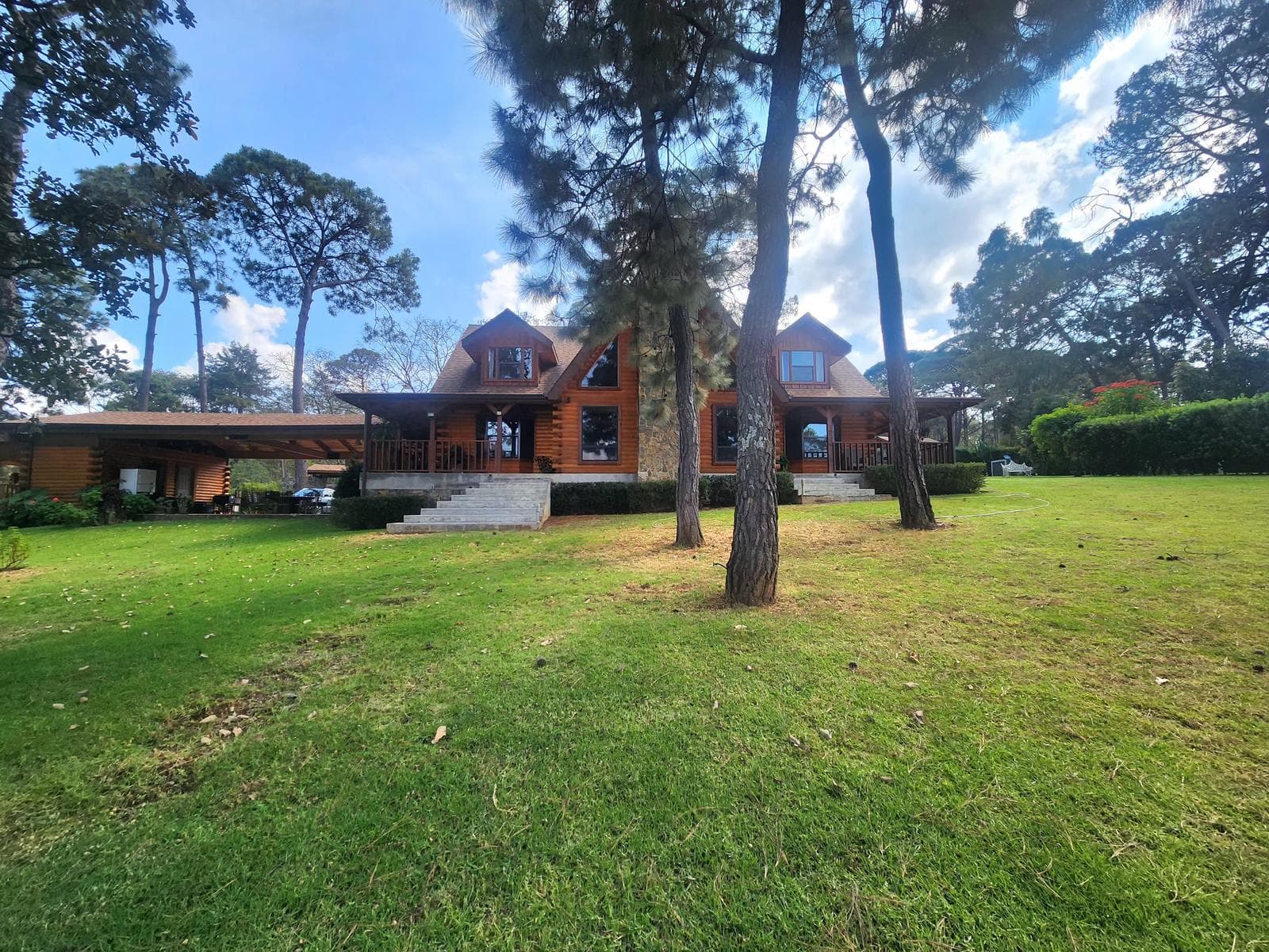 HOUSE FOR RENT, AVANDARO.
