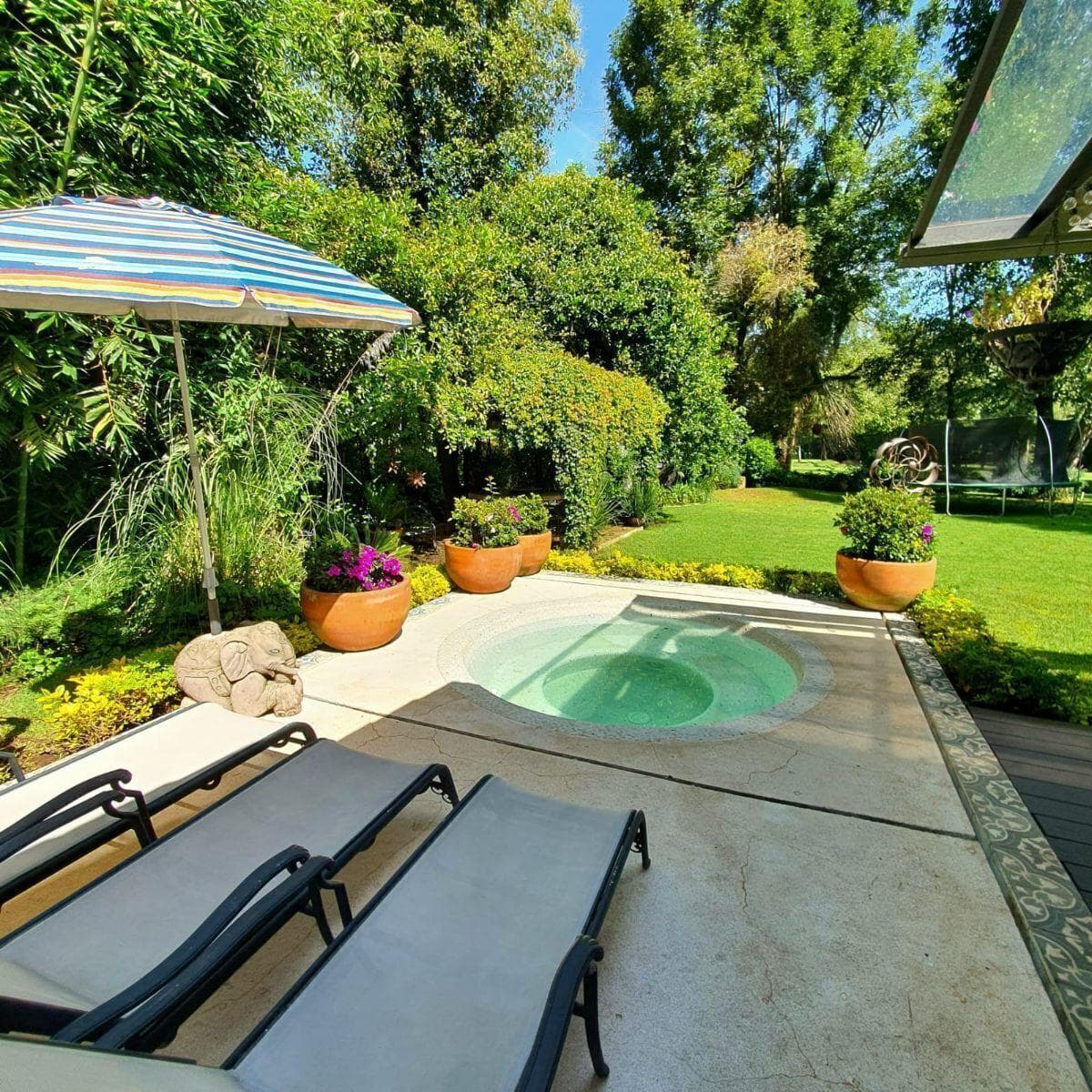 HOUSE FOR SALE, GOLF CLUB, AVÁNDARO.
