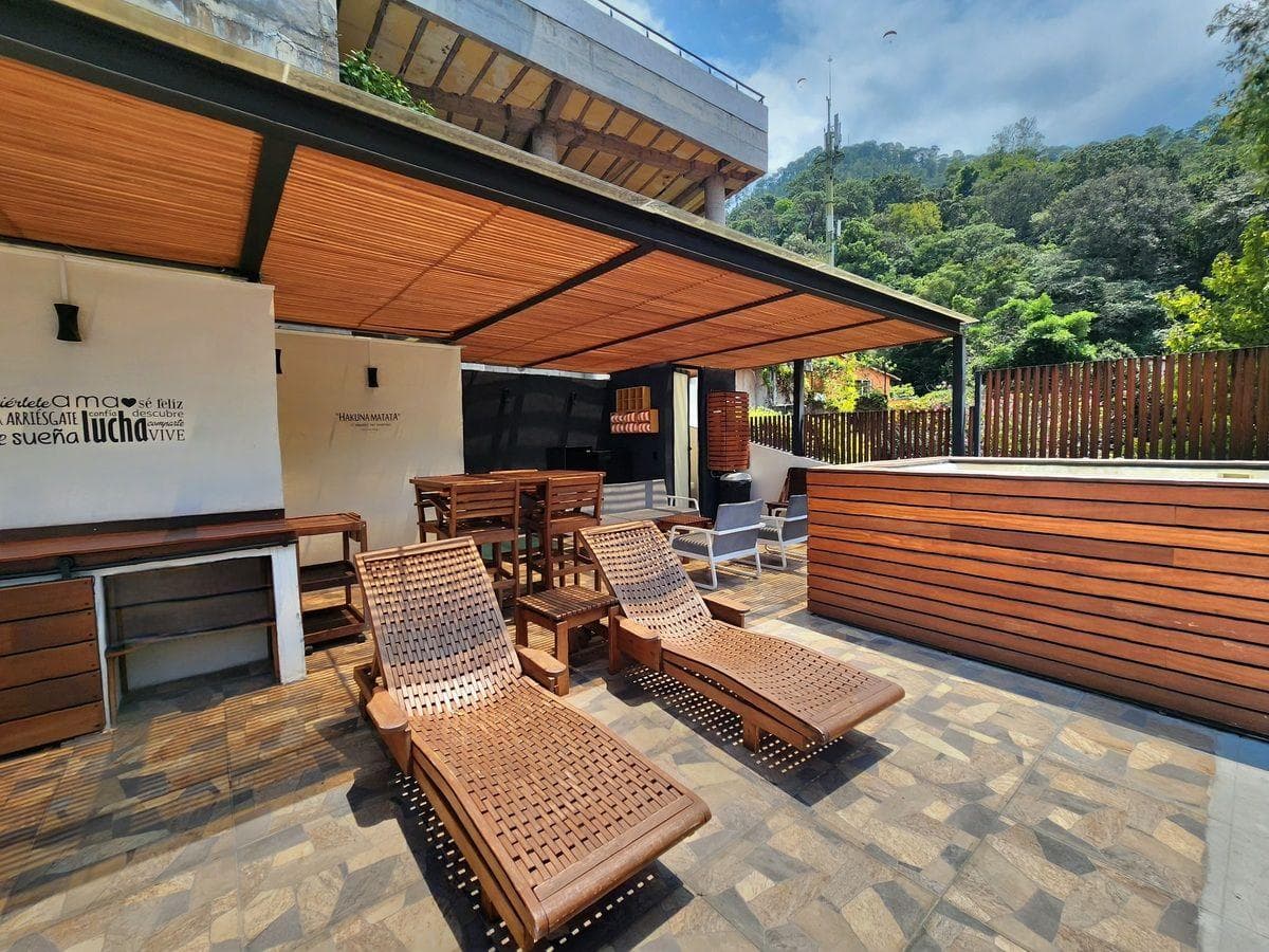 APARTMENT FOR SALE AND RENT WITH A LAKE VIEW IN VALLE DE BRAVO