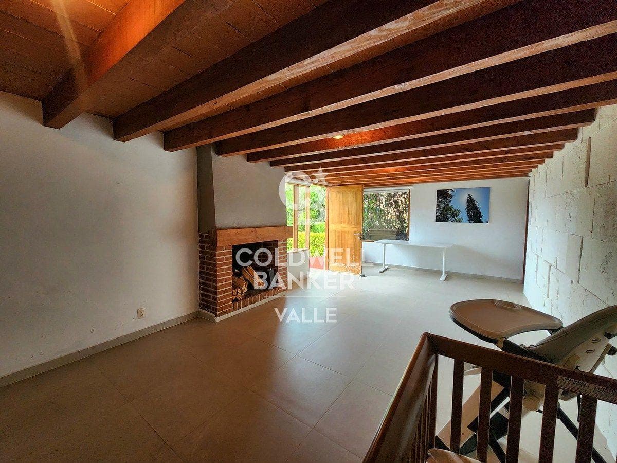 House for Sale Within the Avándaro Golf Club