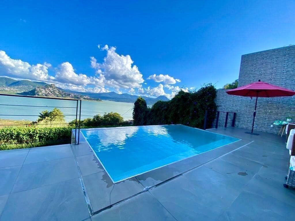 HOUSE FOR SALE, SAN GASPAR.