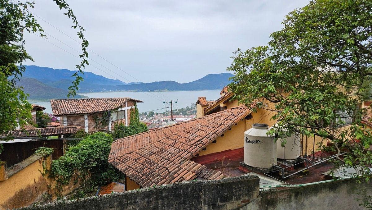 LAND FOR SALE, WITH A VIEW OF THE LAKE, VALLE DE BRAVO