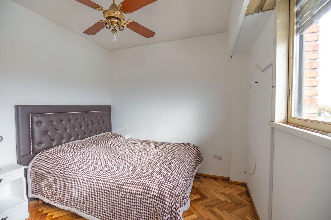 Apartment for sale with a front-facing balcony in Temperley
