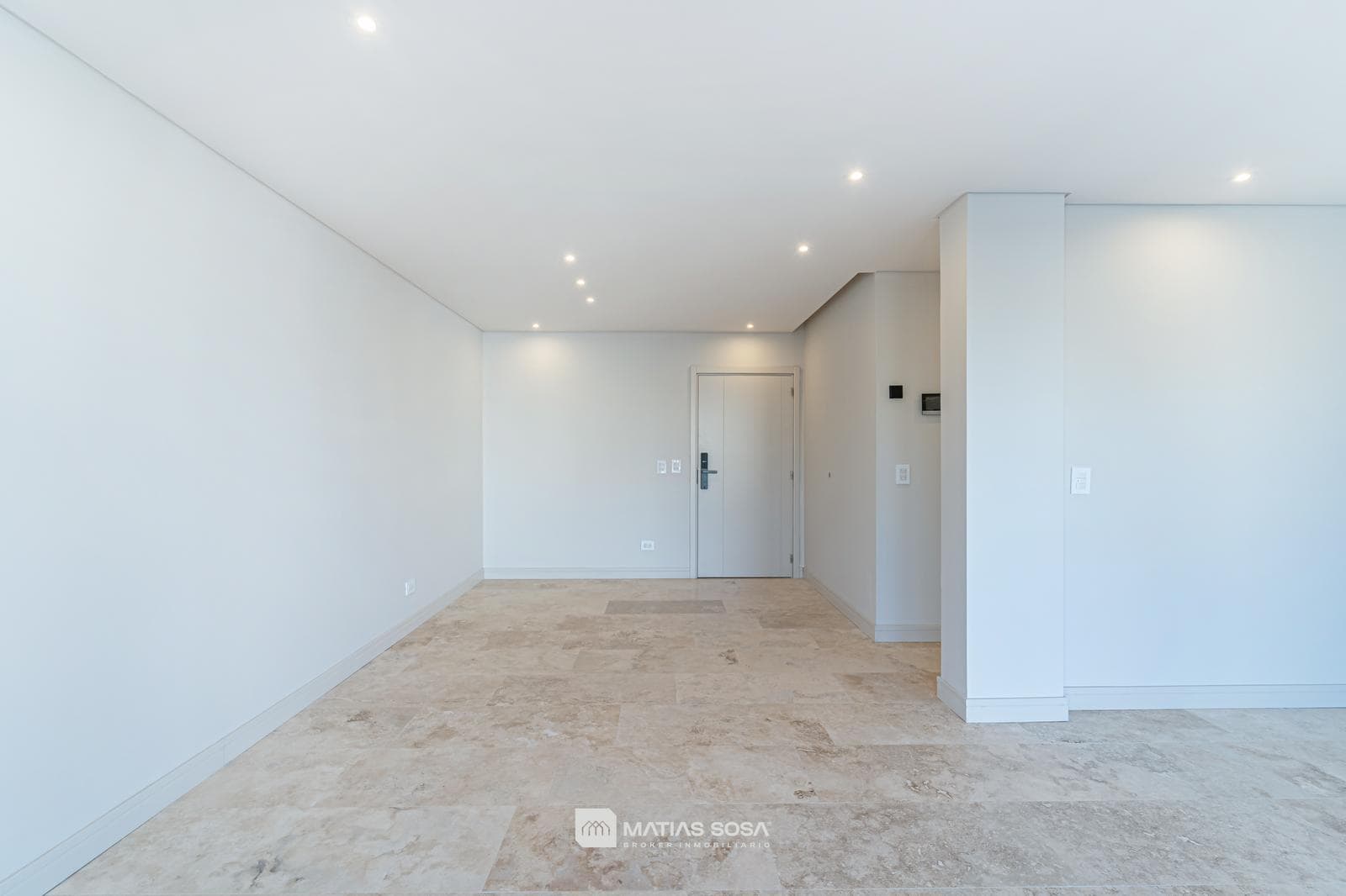 For Sale - Apartment in Guemes - Financing Available - Category - 3-room apartment