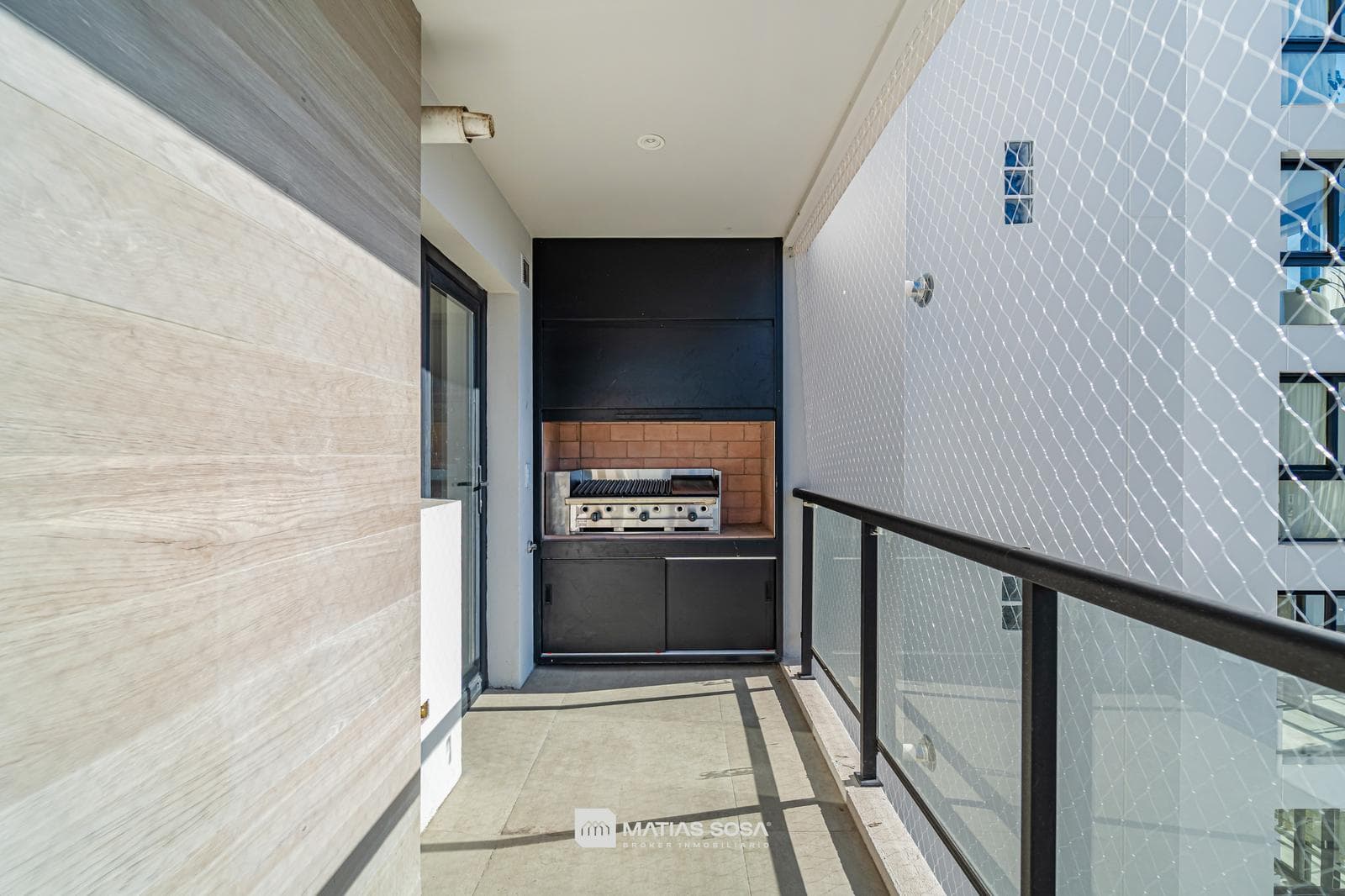 For Sale - Apartment in Guemes - Financing Available - Category - 3-room apartment