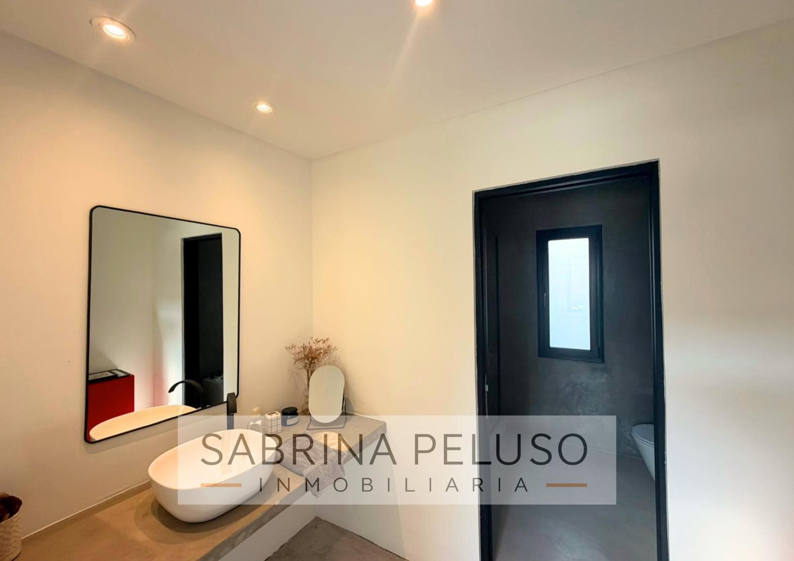 4-BEDROOM HOUSE FOR SALE - PRADOS DEL OESTE GATED COMMUNITY - LA REJA/MORENO