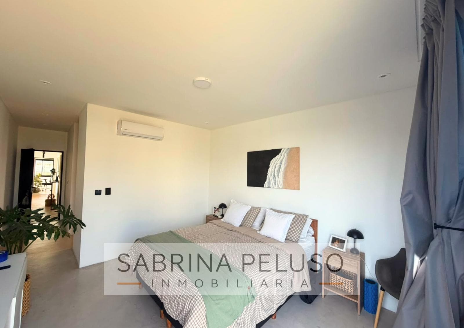 4-BEDROOM HOUSE FOR SALE - PRADOS DEL OESTE GATED COMMUNITY - LA REJA/MORENO