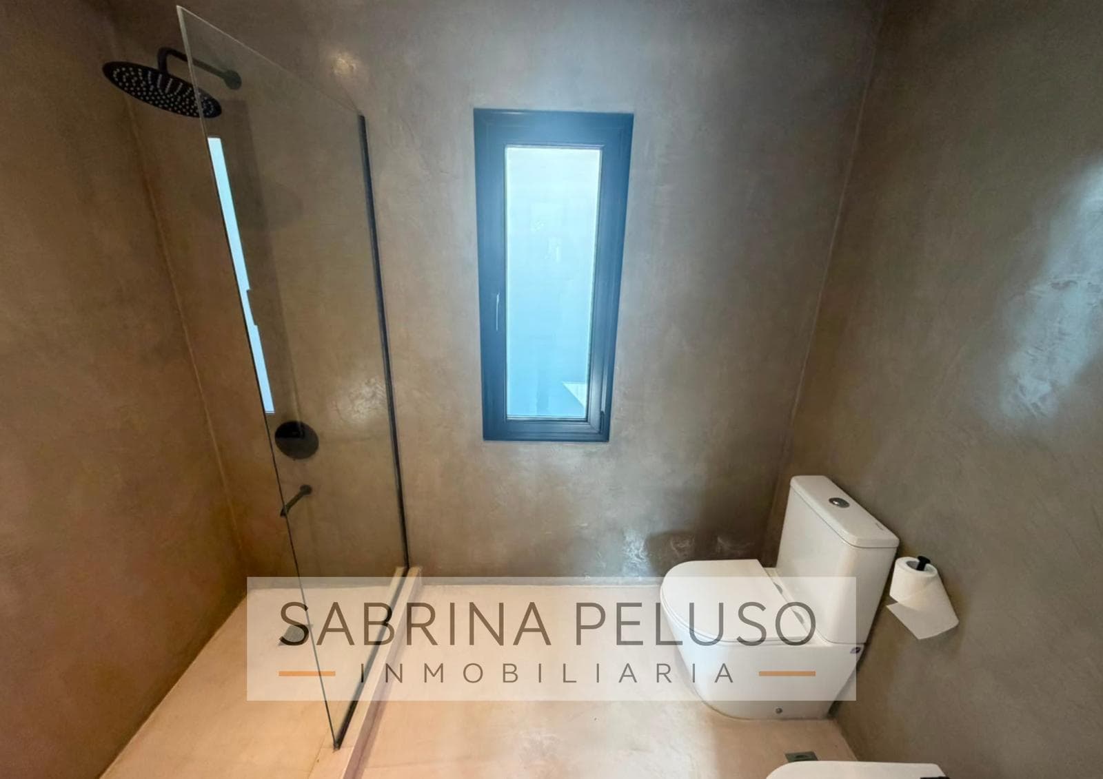 4-BEDROOM HOUSE FOR SALE - PRADOS DEL OESTE GATED COMMUNITY - LA REJA/MORENO