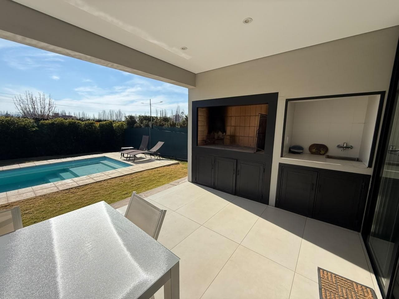 House in Chacras De Coria