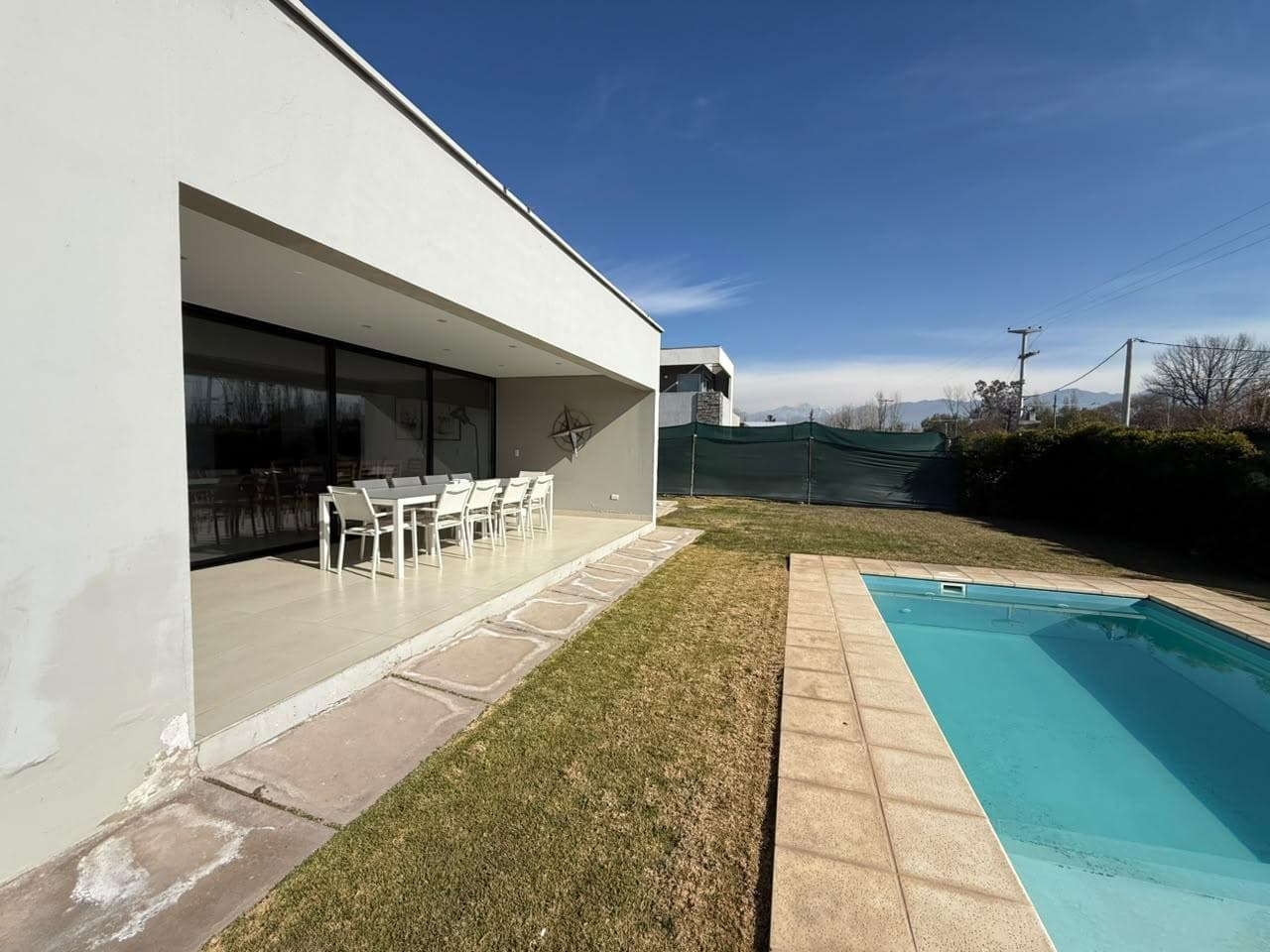 House in Chacras De Coria
