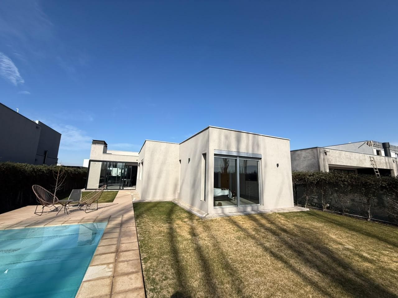 House in Chacras De Coria