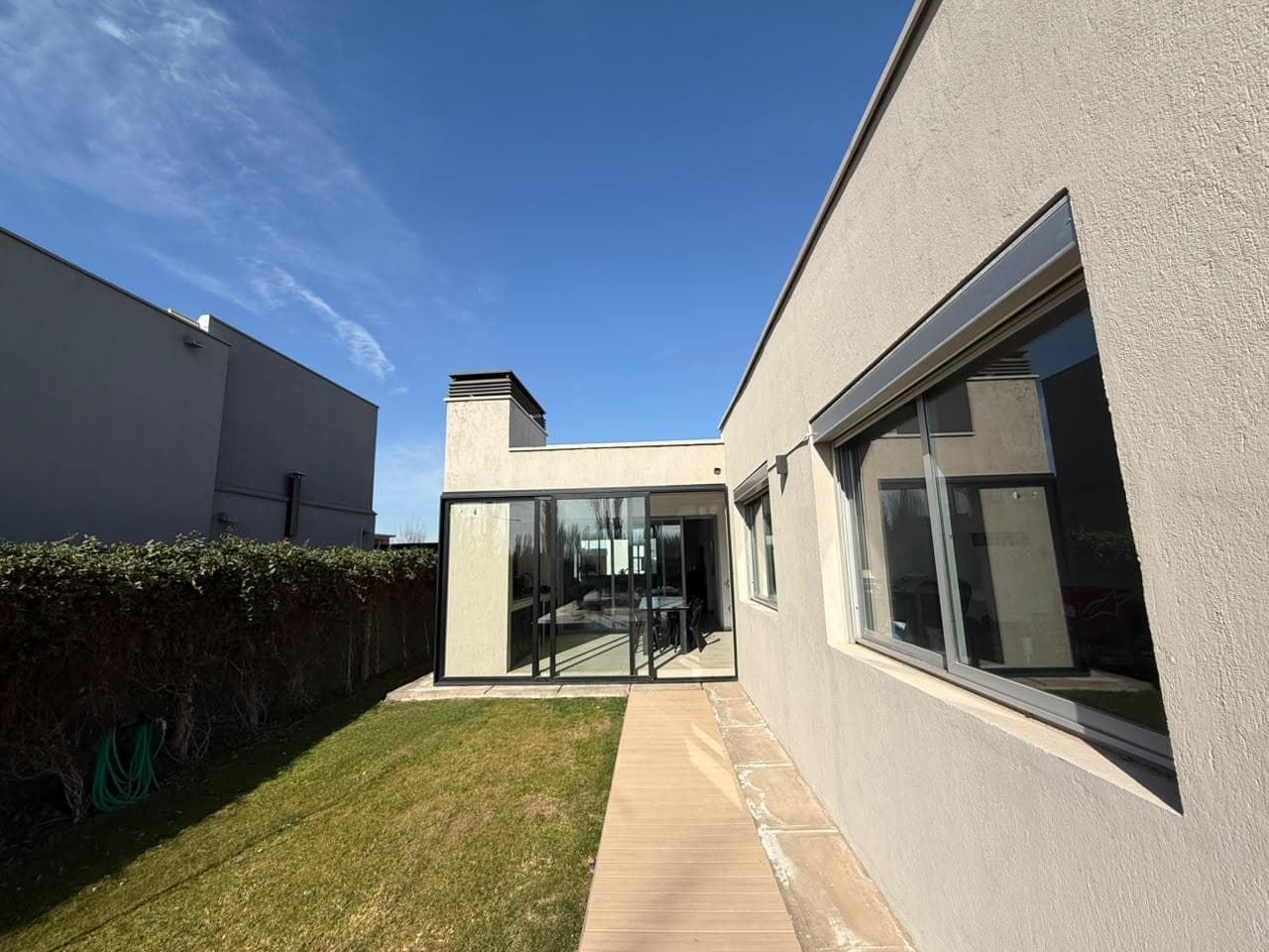 House in Chacras De Coria