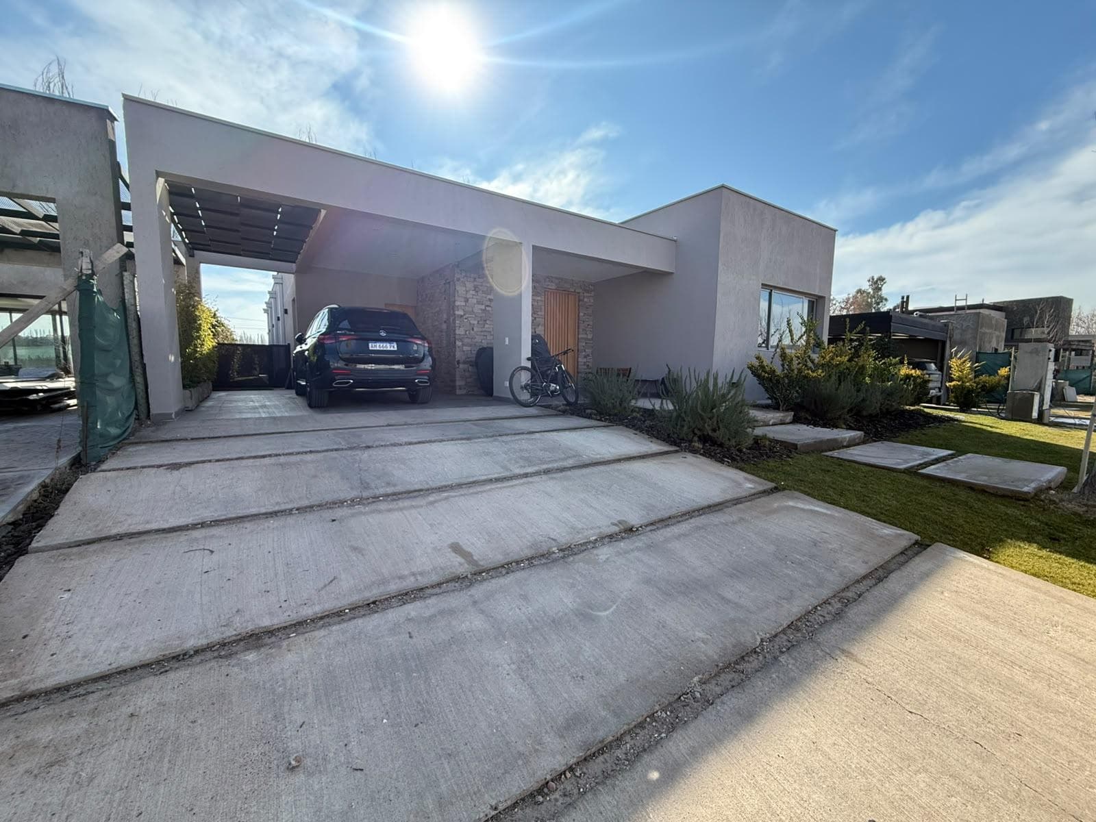 House in Chacras De Coria