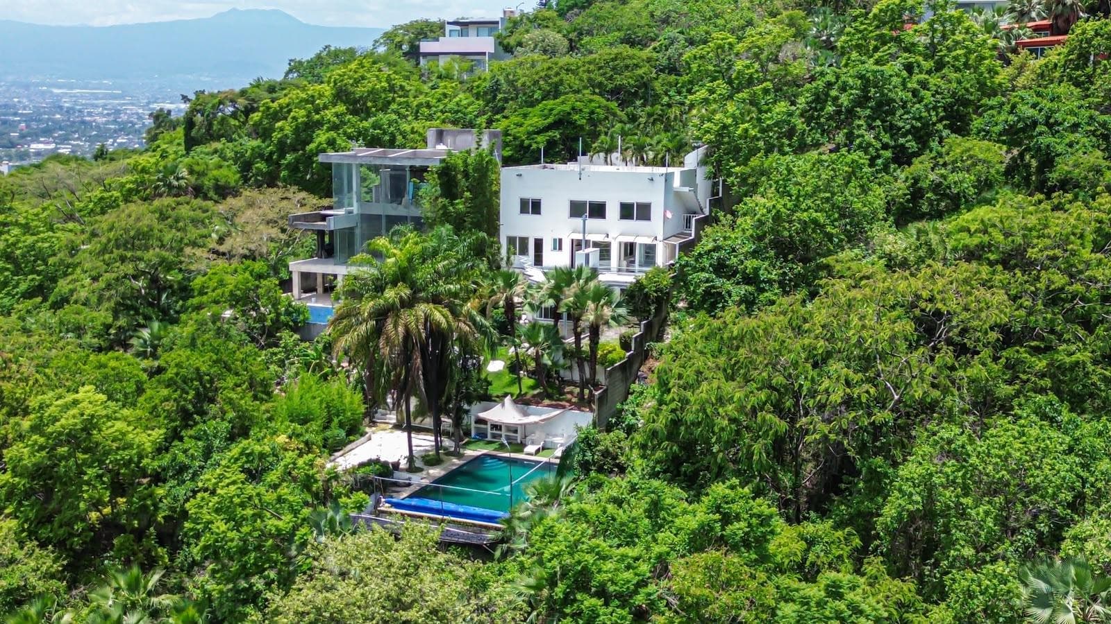 House for Sale in the Club de Golf San Gaspar Subdivision, Jiutepec, Morelos