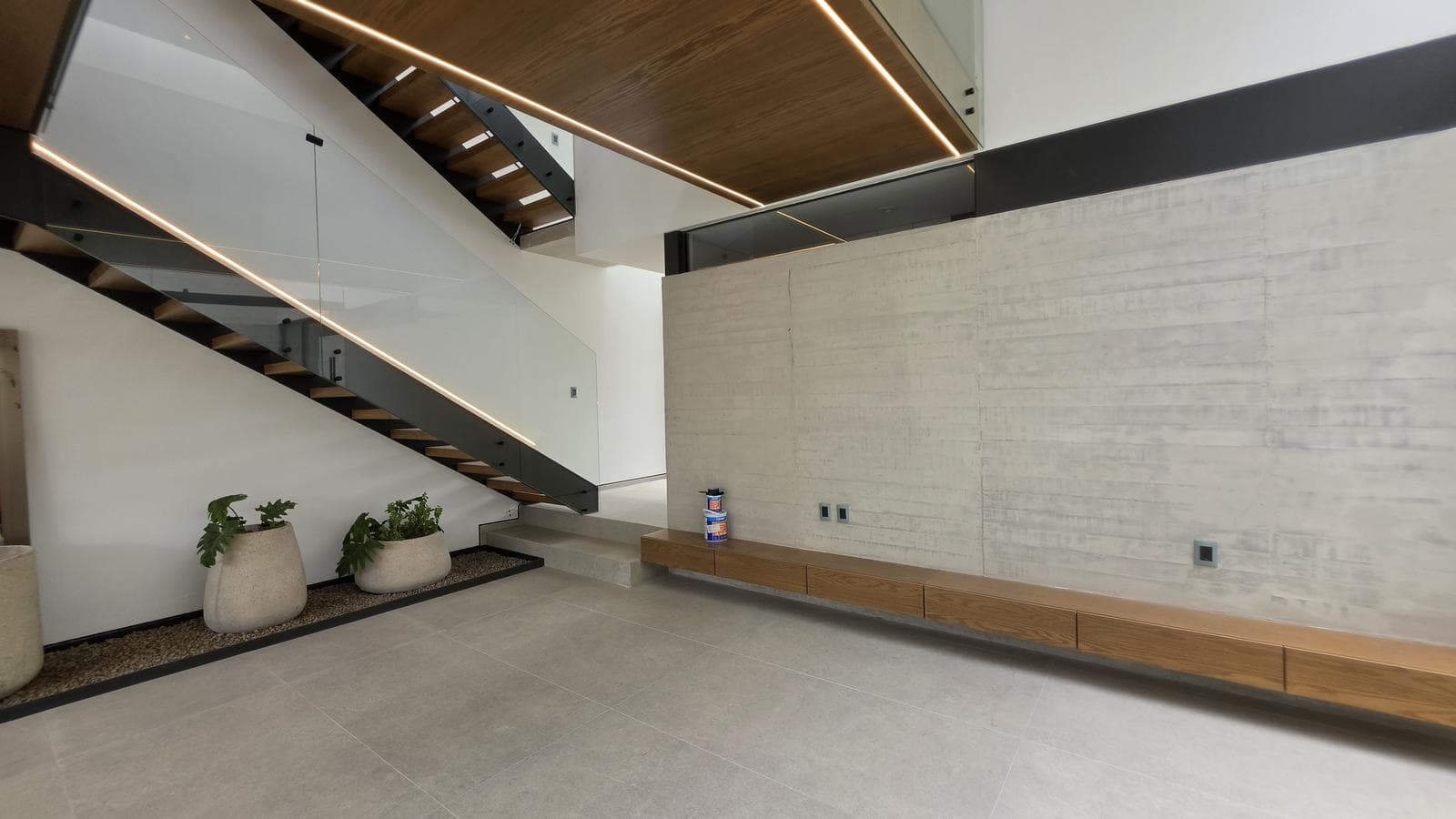 Casa en venta Álamos Tres Marías Fraccionamiento privado con Caseta de vigilancia y casa club