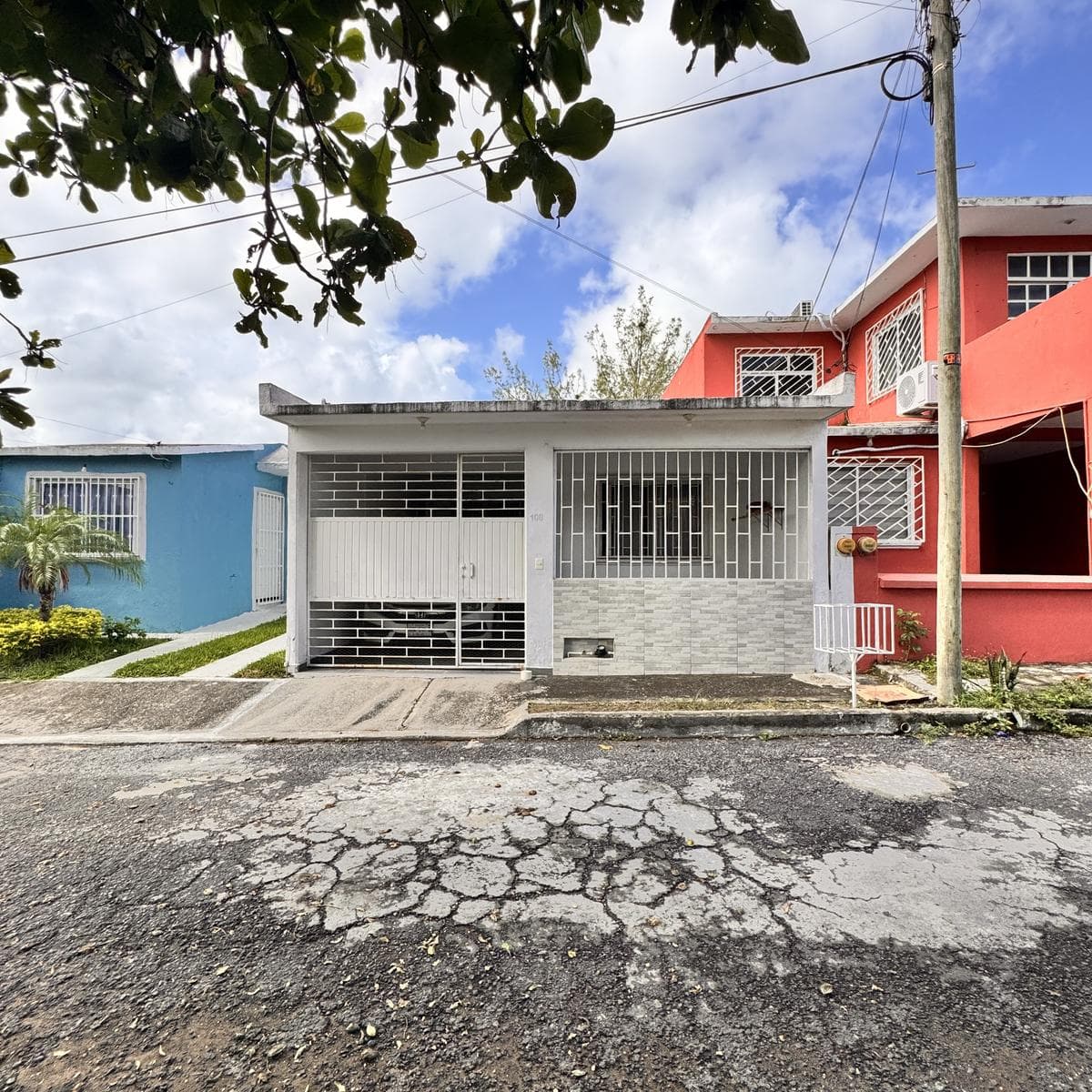 Single-story house for sale in Coyol Magisterio, ZIP code 91779