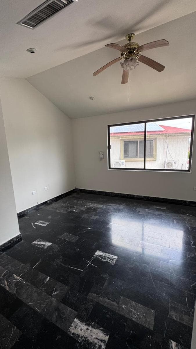 HOUSE FOR RENT IN FUENTES DEL VALLE, SAN PEDRO