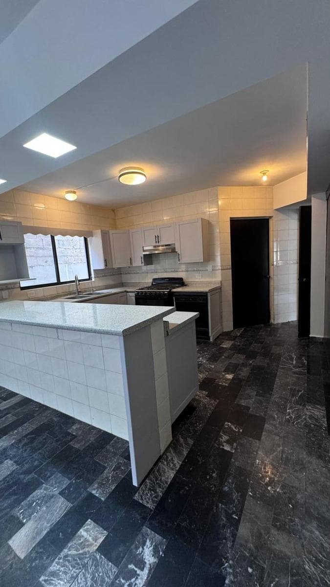 HOUSE FOR RENT IN FUENTES DEL VALLE, SAN PEDRO