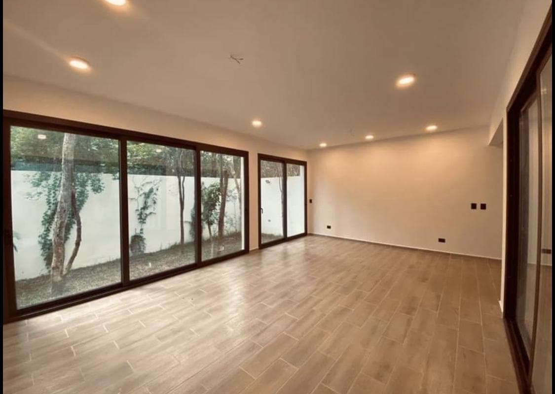 House for Sale in Puerto Morelos