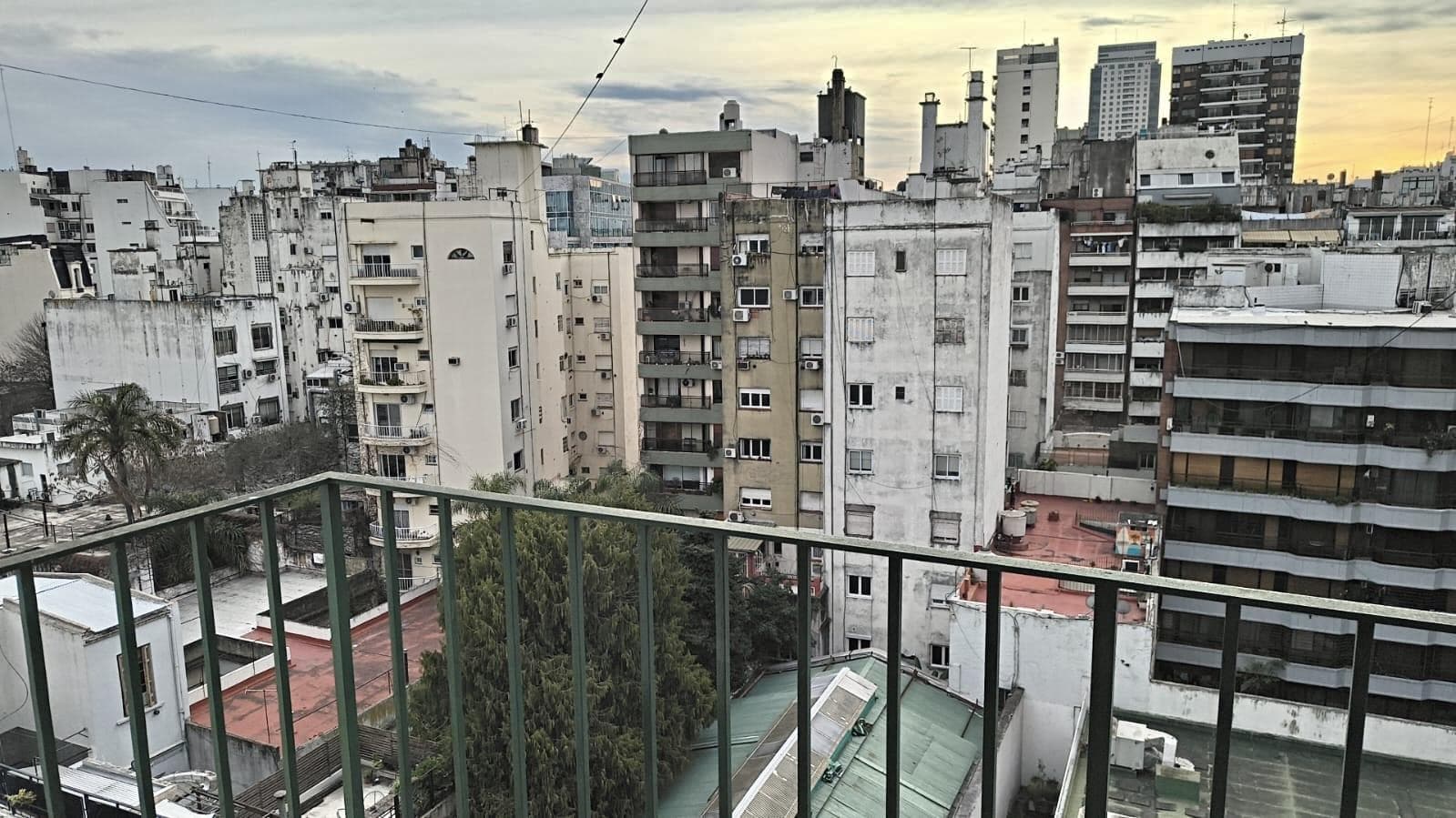 Apartment in Buenos Aires (CABA), Recoleta, with a terrace, 5 rooms, eligible for financing