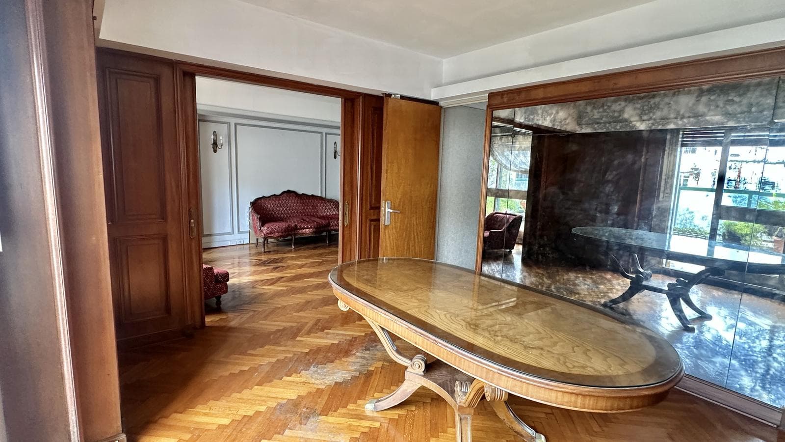Apartment in Buenos Aires (CABA), Recoleta, with a terrace, 5 rooms, eligible for financing